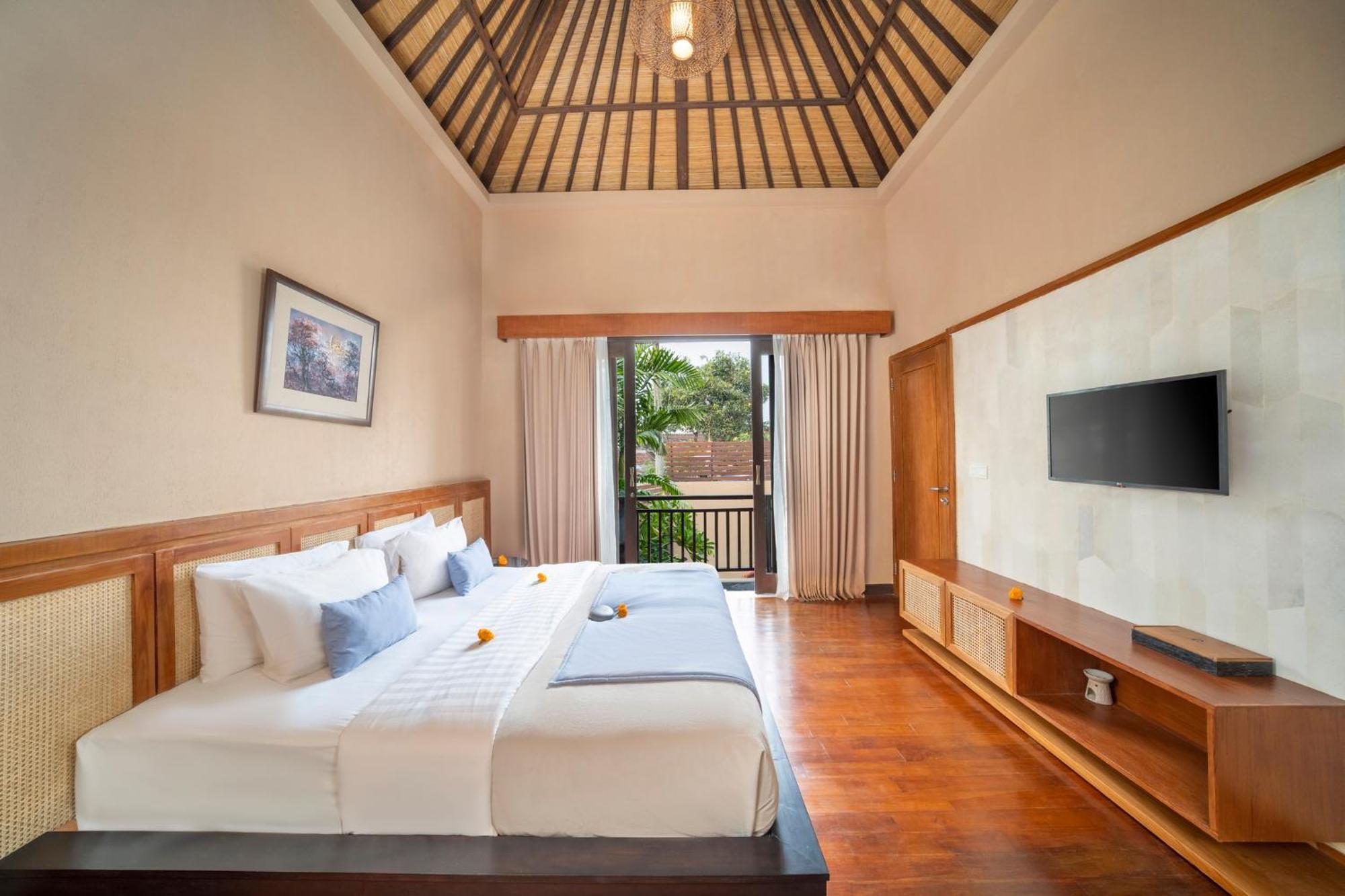 Canggu Circle Villa By Ini Vie Hospitality Bagian luar foto