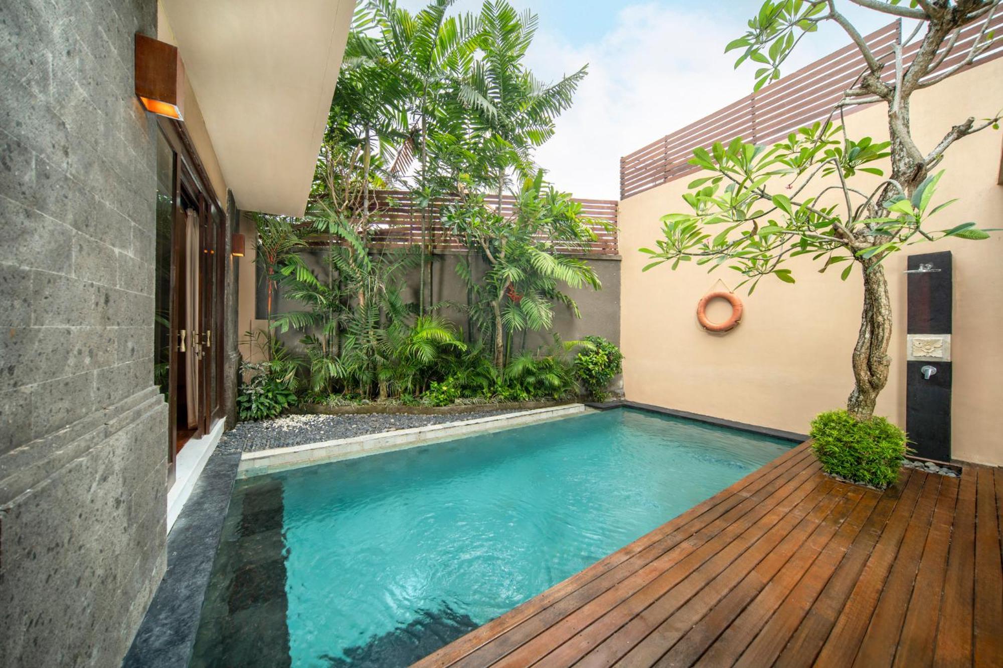 Canggu Circle Villa By Ini Vie Hospitality Bagian luar foto