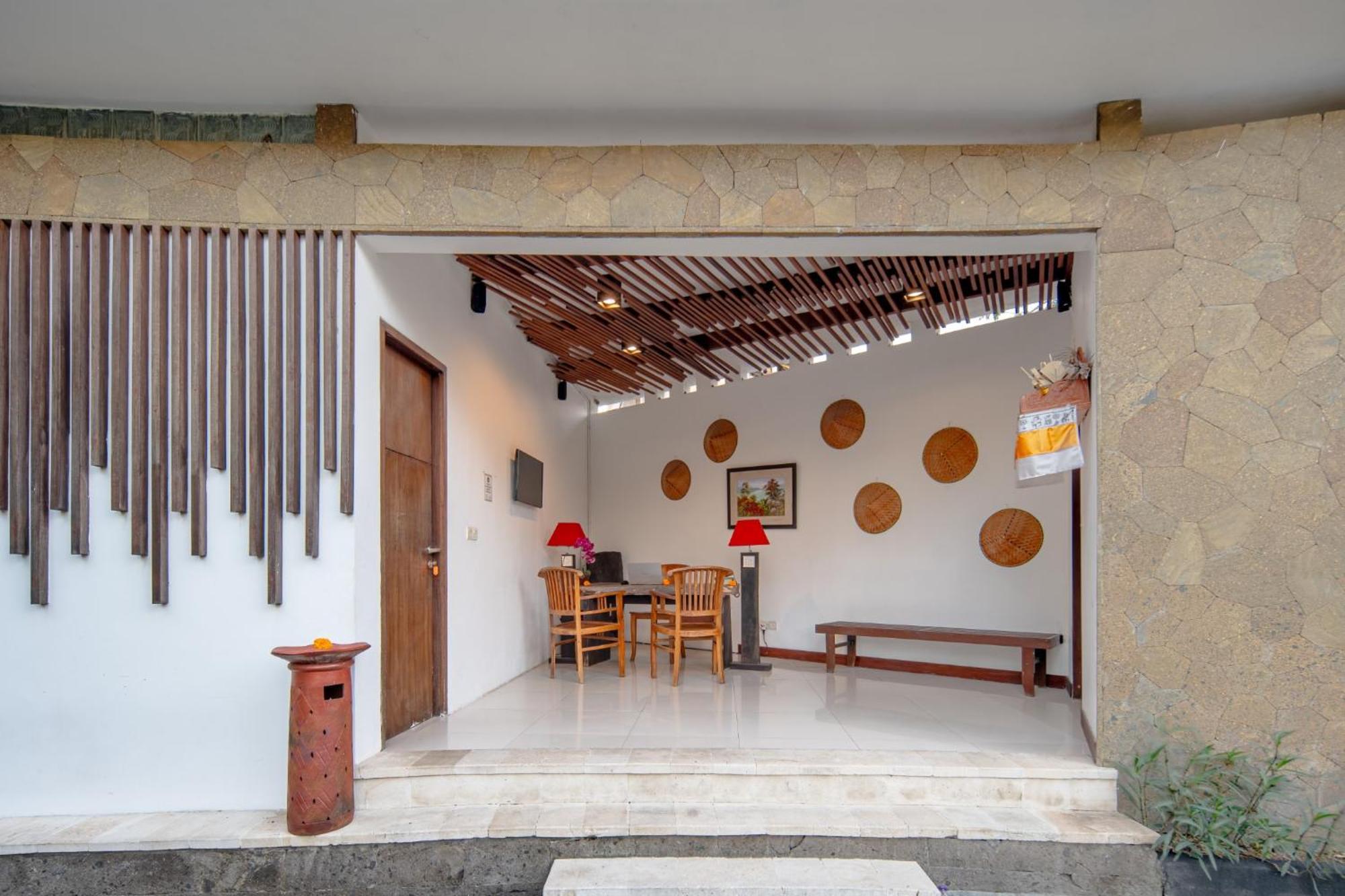 Canggu Circle Villa By Ini Vie Hospitality Bagian luar foto