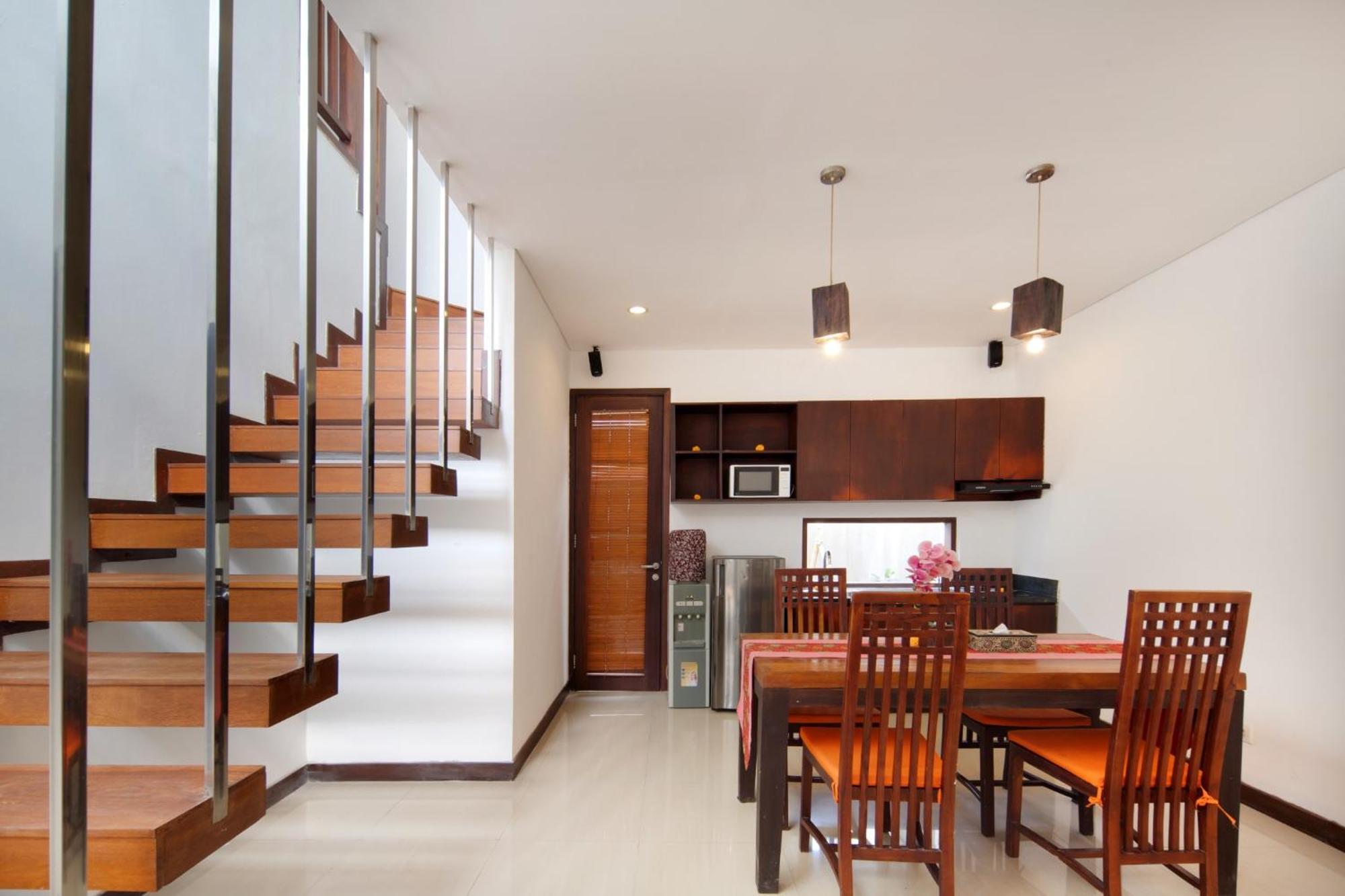 Canggu Circle Villa By Ini Vie Hospitality Bagian luar foto