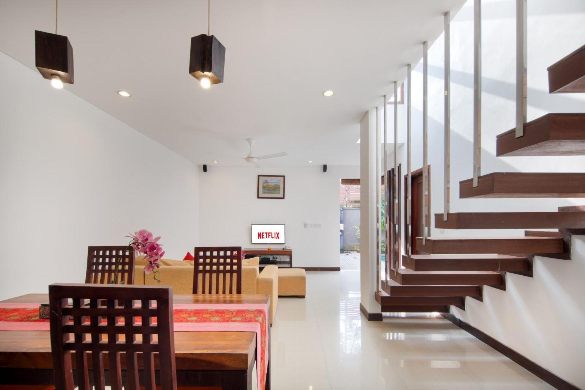 Canggu Circle Villa By Ini Vie Hospitality Bagian luar foto