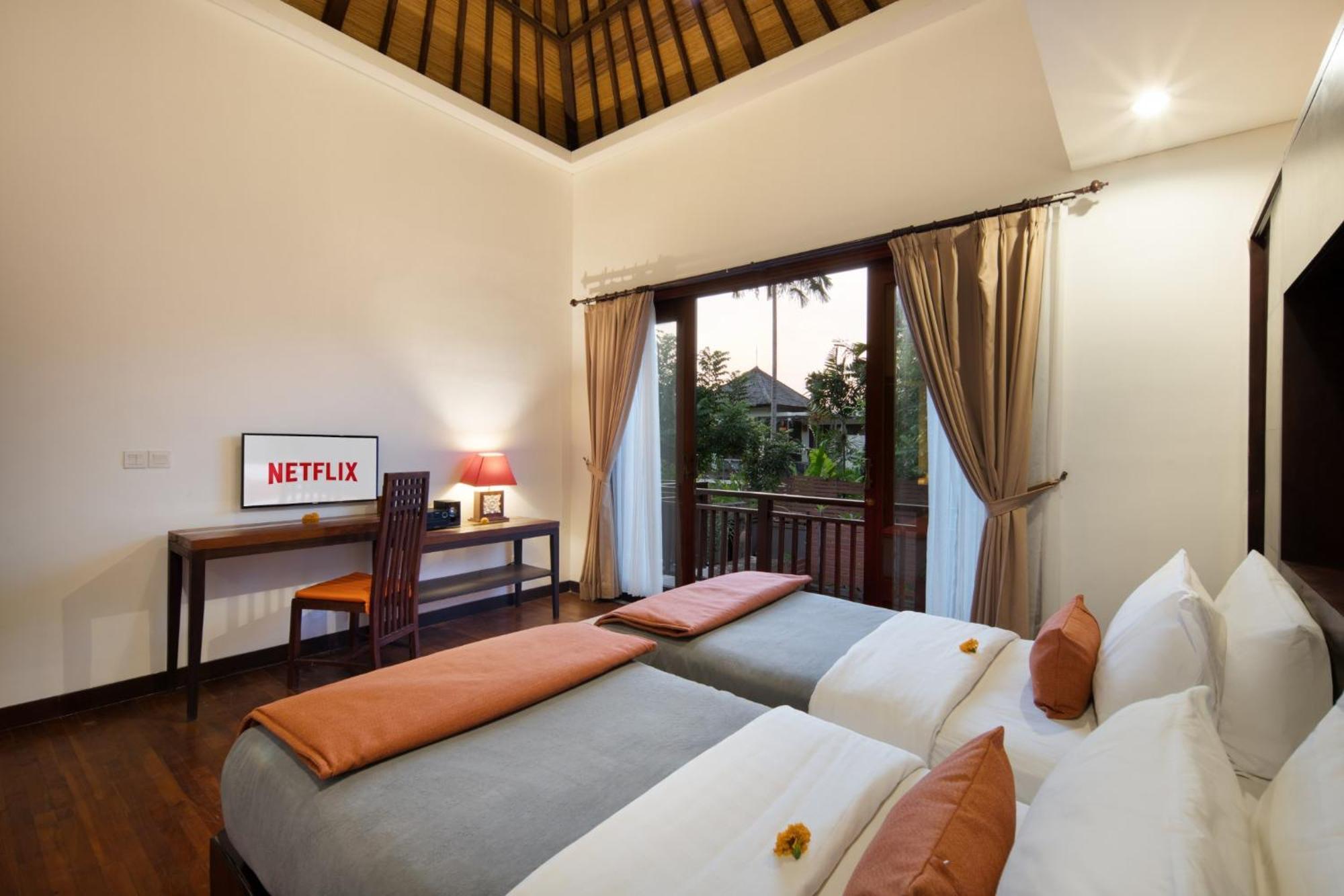 Canggu Circle Villa By Ini Vie Hospitality Bagian luar foto