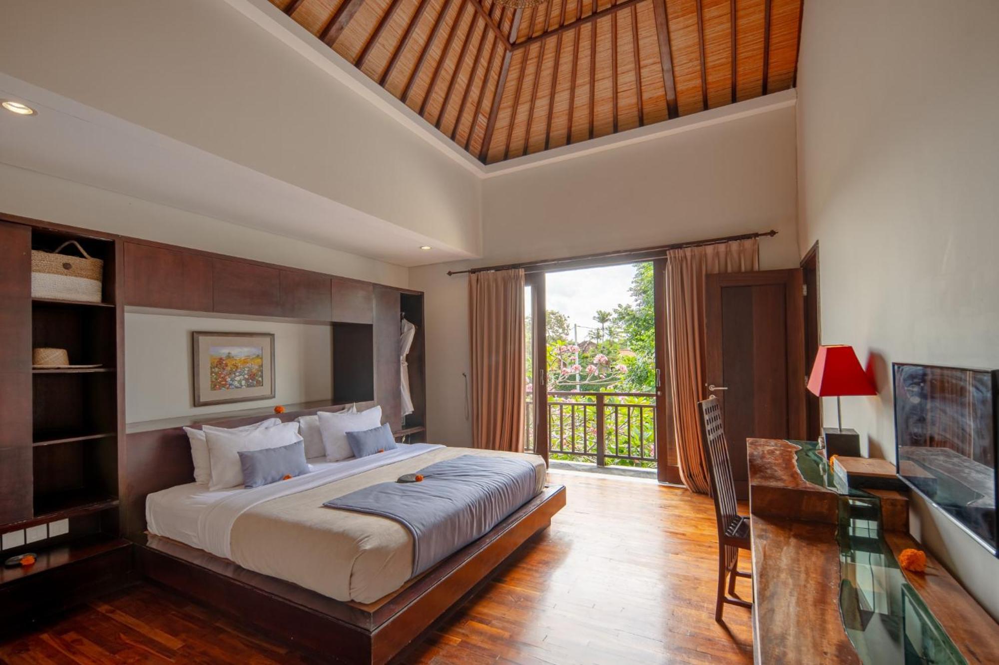 Canggu Circle Villa By Ini Vie Hospitality Bagian luar foto