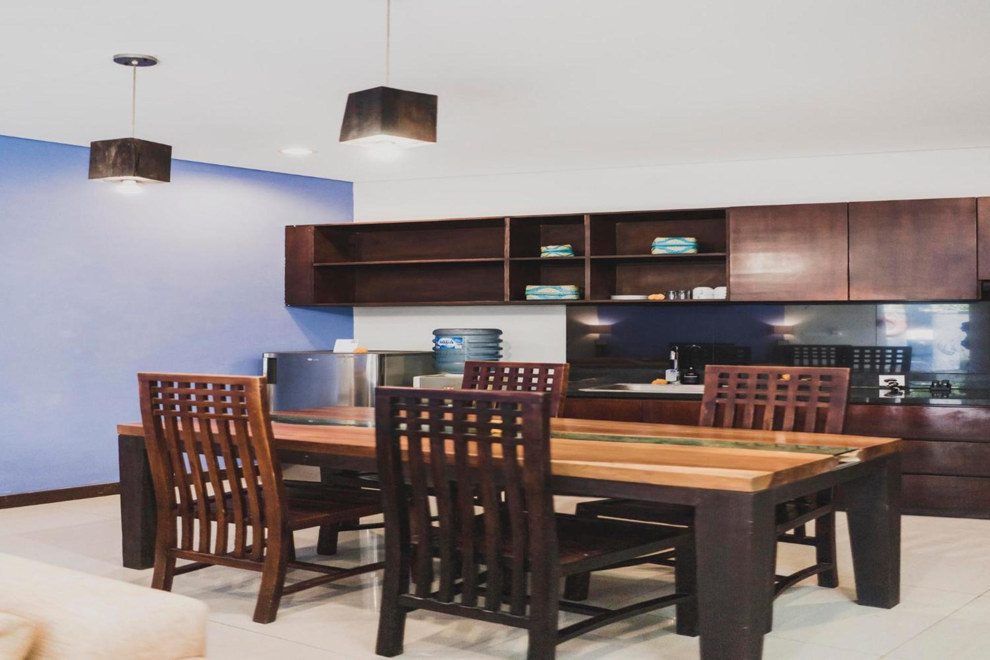 Canggu Circle Villa By Ini Vie Hospitality Bagian luar foto