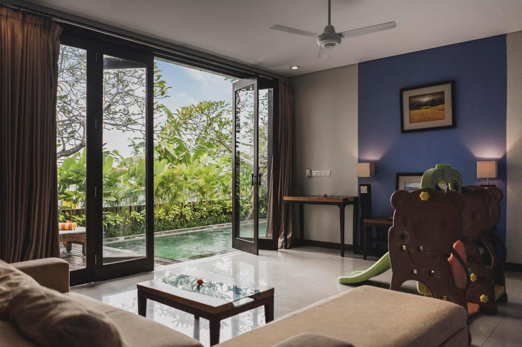 Canggu Circle Villa By Ini Vie Hospitality Bagian luar foto
